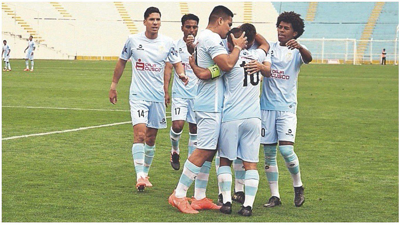 ​Real Garcilaso recibe al Santos de Brasil por la Copa Libertadores