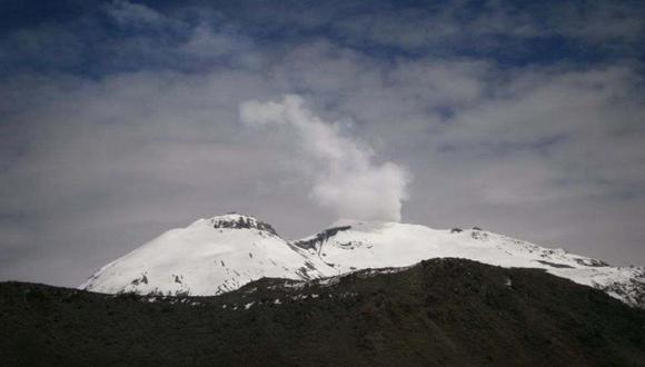 Aumenta actividad fumarólica en volcán Sabancaya