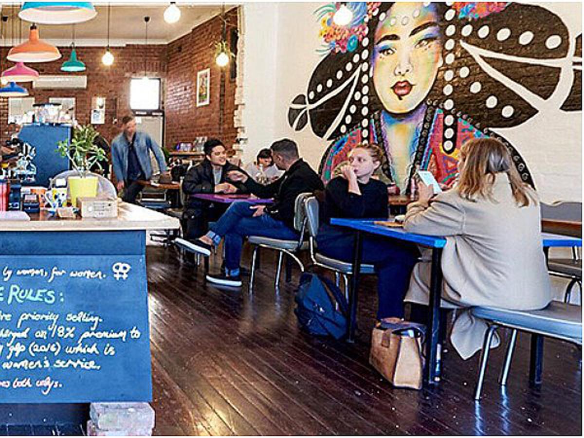 Café feminista que cobraba un 18% más a los hombres cierra por falta de  clientes | MUNDO | CORREO
