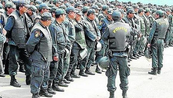  Dos mil 984 policías se desplegarán en festejos de Candelaria