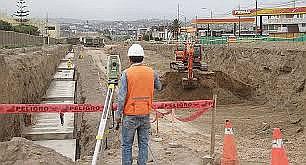 Constructoras en peligro de quiebra por paralización