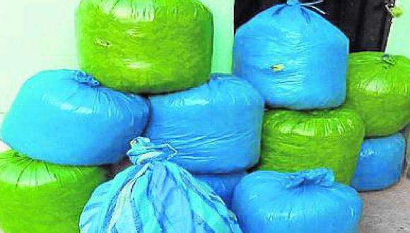 Juliaca: Policía no da tregua al comercio de la hoja de coca e incauta 220 kilos