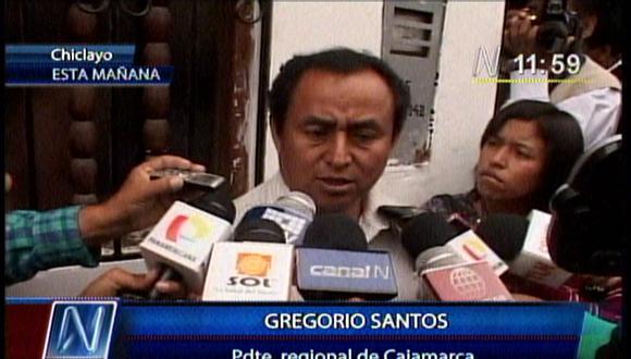 Santos exige salida de ministros de Defensa, Interior y de la Mujer