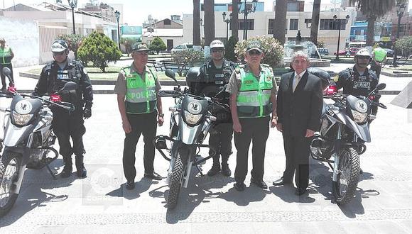 Asbanc entregó cuatro motocicletas a policía de Tacna