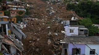 Brasil: Desesperada búsqueda de desaparecidos en Petrópolis por temporal que deja más de cien de muertos