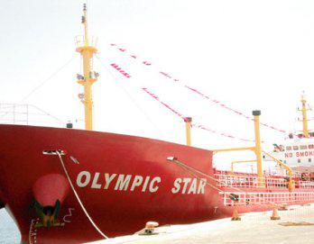 Olympic presentó barco transportador de petróleo