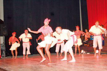 Ritmo,
 color y
 sabor