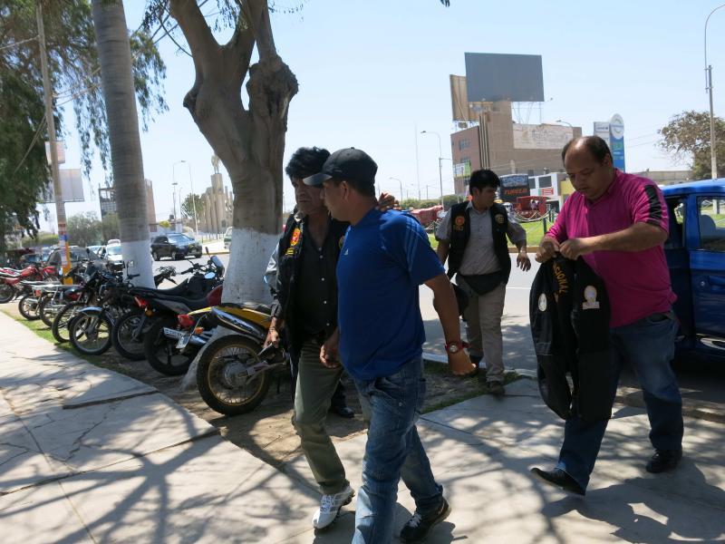 Extorsionan a primer regidor de Monsefú