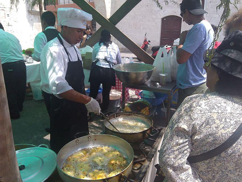 Variedad de platillos y postres se ofrecieron en el Festival de Lacayote