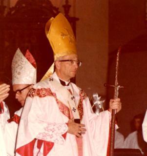 Conferencia Episcopal Peruana lamenta muerte del Arzobispo Manuel Prado