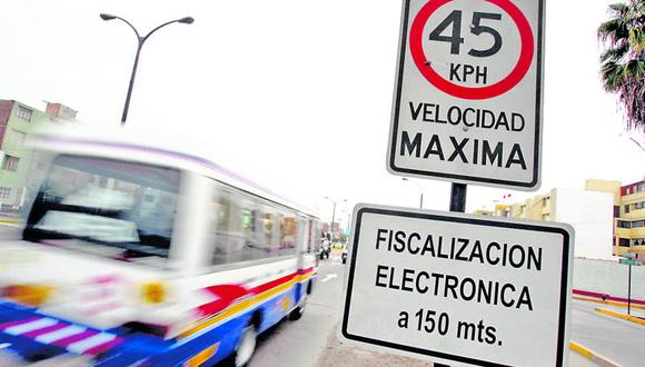 Revisarán límites de velocidad en Lima