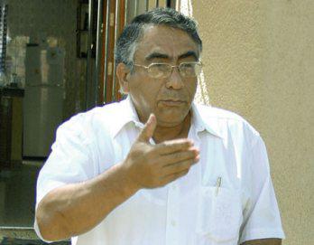 Lo denuncian por comprar computadoras