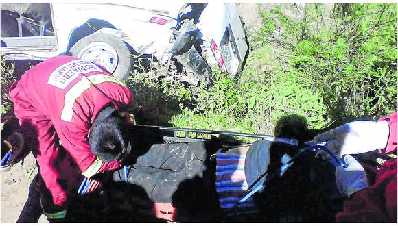 Milagro: ​Auto cae al río Opamayo con chofer a bordo y este sobrevive sin un rasguño 