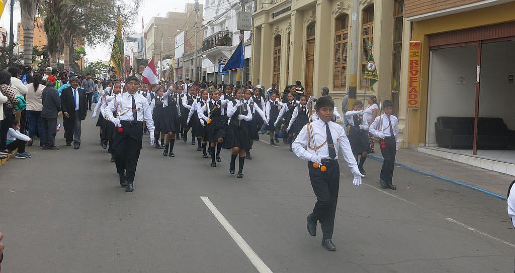 Colegio Carlos Armando Laura cumplirá 56 años