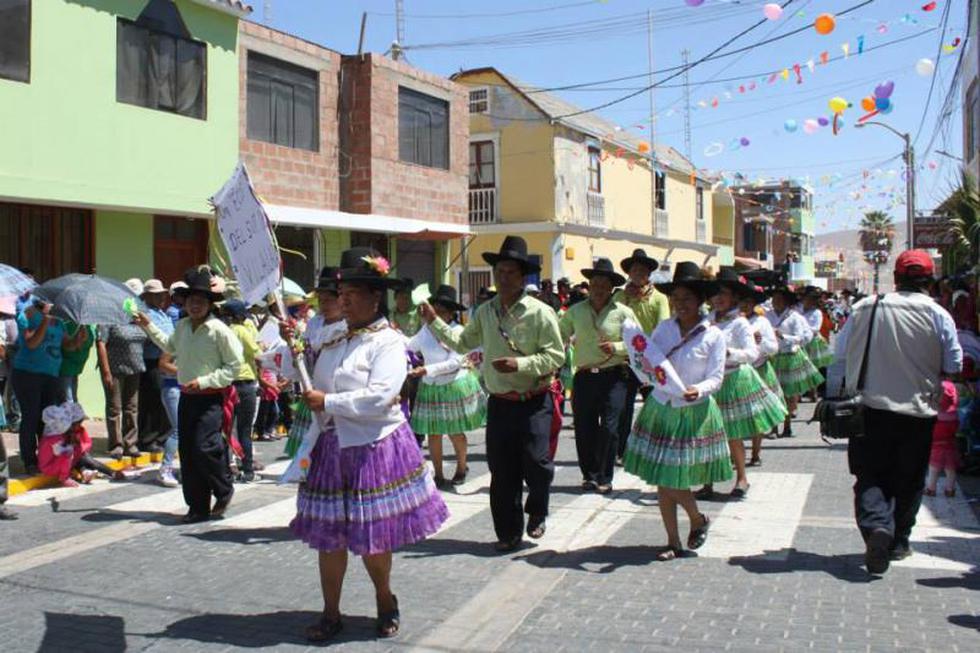 Locumba cerró los carnavales con vistoso pasacalle