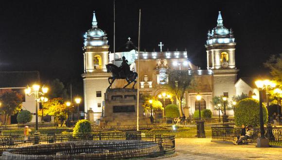 Quitarán rejas de plaza mayor de Huamanga