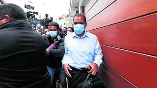 Barranzuela a un paso de la destitución por fiesta en su domicilio