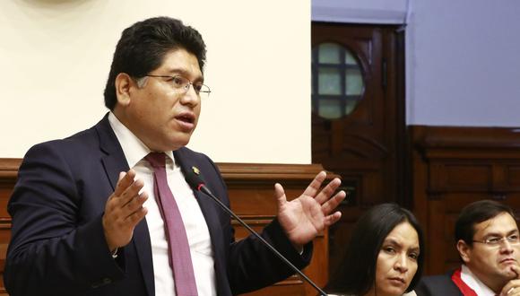 El vocero de Somos Perú, Rennán Espinoza, aseguró que no le parece "negativo ni positivo" el nuevo gabinete ministerial. (Foto: Congreso)