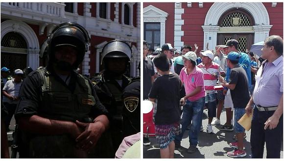 Masiva manifestación en contra de Elidio Espinoza (FOTOS Y VIDEO) 