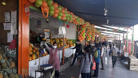 Arequipa: Mercado de fruta de Río Seco rebaja los precios en 30%