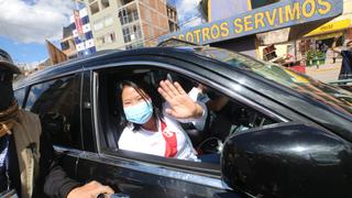 Keiko Fujimori tuvo accidentada llegada a la ciudad del Cusco (FOTOS)