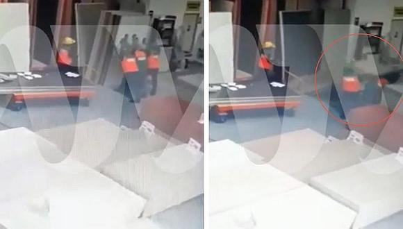 Arequipa: trabajador fallece al caerle 39 planchas de melamina (VIDEO)