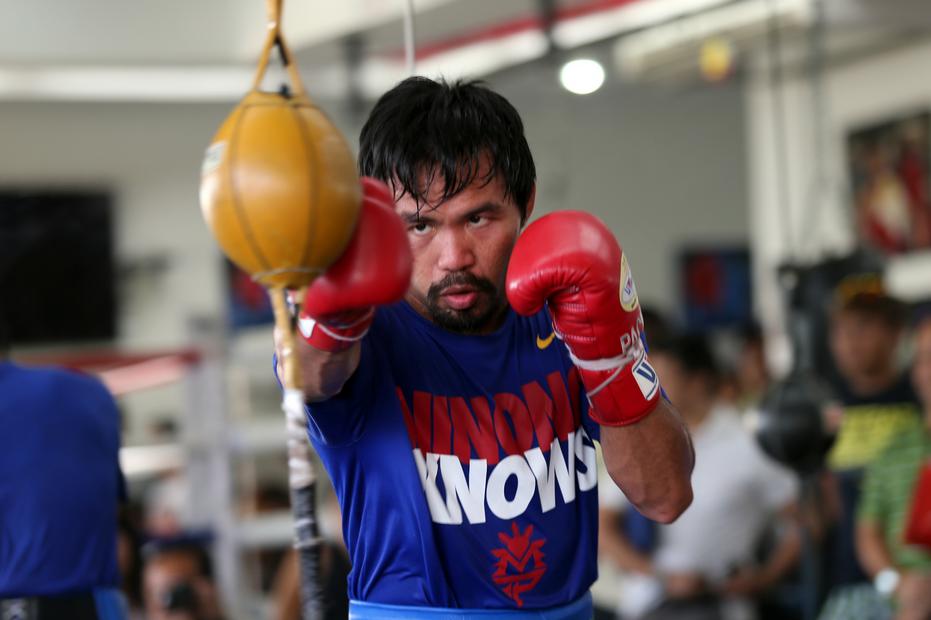 Manny ​Pacquiao tendrá que pasar por el quirófano y defenderse en los tribunales
