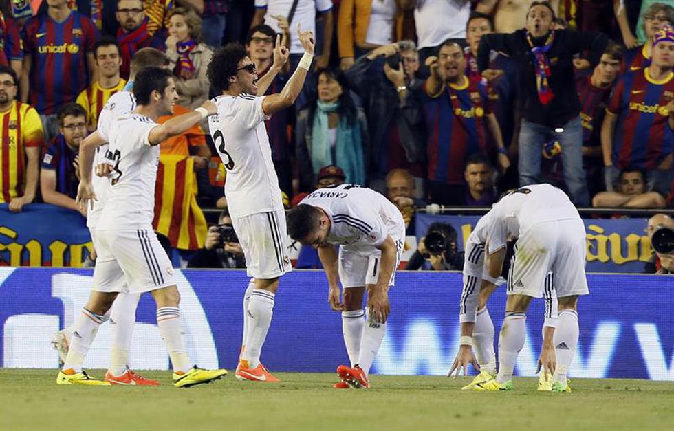 El Real Madrid logra su decimonoveno título de Copa del Rey al vencer 2-1 al Barcelona