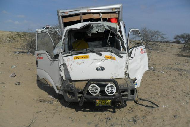 Exdecano de Arquitectos pide salida de Villacorta