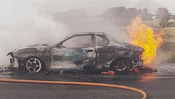 Excandidato salva de morir en incendio de auto