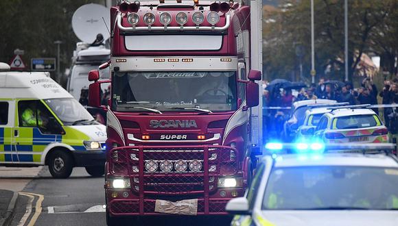 39 cadáveres fueron hallados en un camión, en Londres