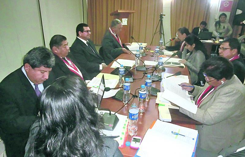 Oliva pide anular Acuerdo sobre Ciudad del Deporte