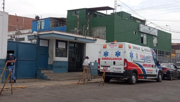 Segundo Leonel Torres Cotrina falleció tras ser evacuado al Hospital de Alta Complejidad. La Policía y Fiscalía investigan el móvil del crimen.