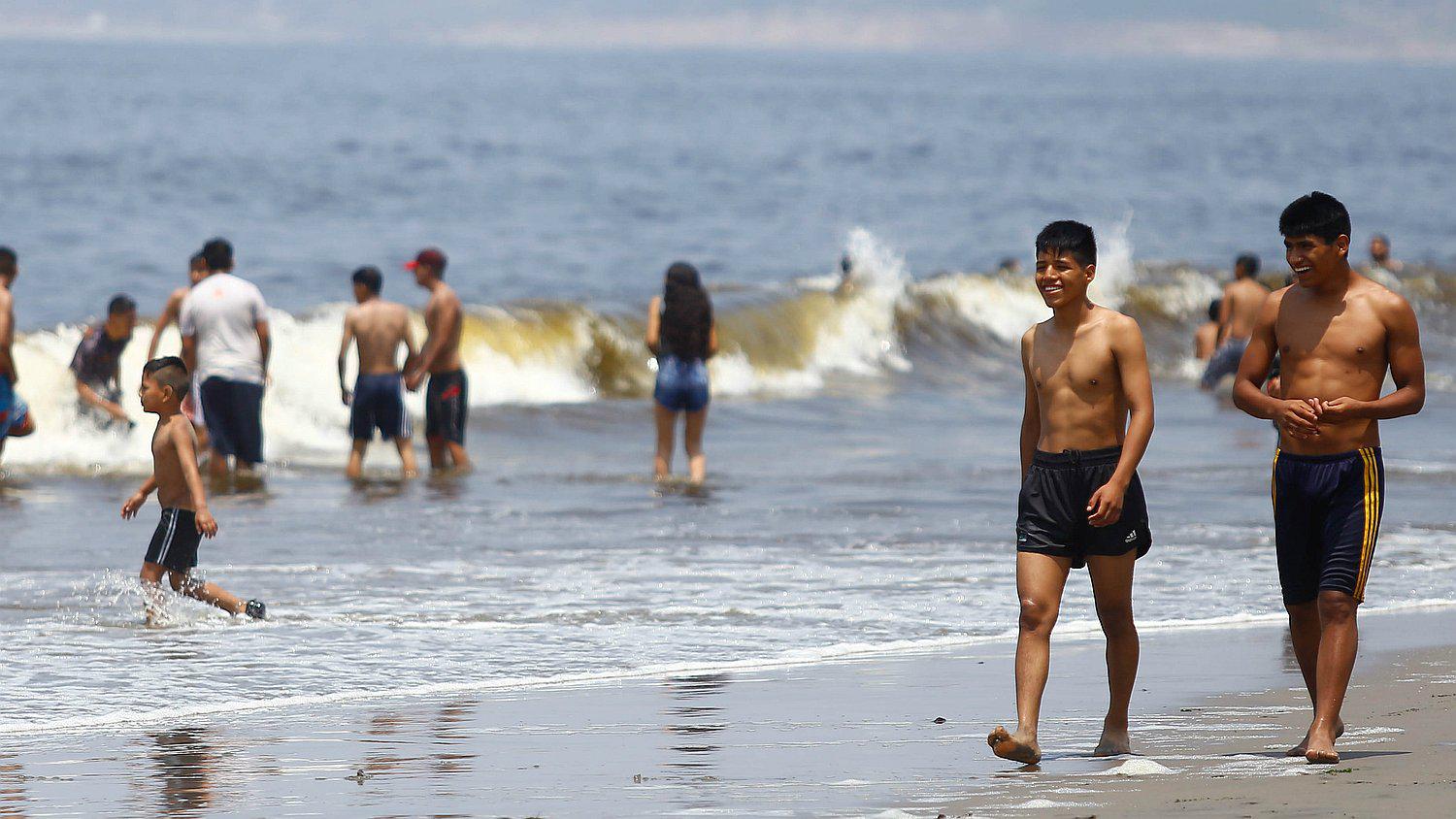 Digesa: 70% de las playas y el 55% de las piscinas no son saludables 