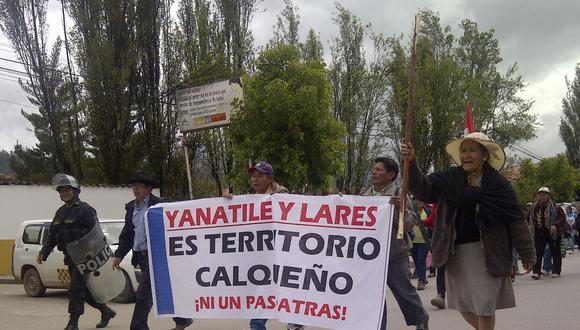 Diez mil manifestantes pretenden tomar la Plaza de Armas del Cusco (Vídeo)
