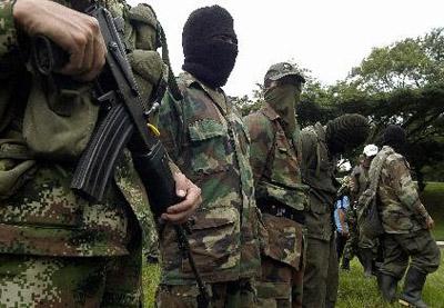 Colombia: FARC torturan a hombre que se negó a instalar un "burro bomba"