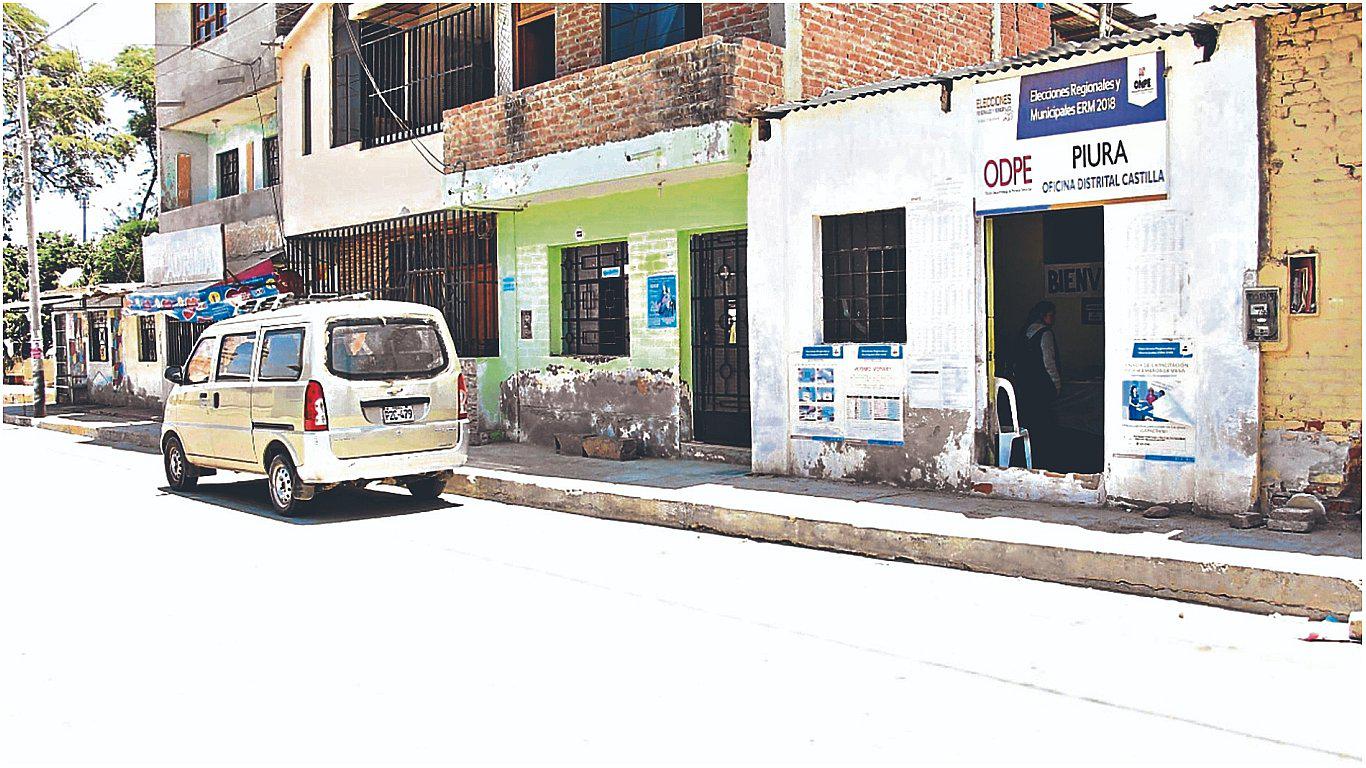 Cuatro delincuentes desatan balacera en local de ODPE de Castilla y hieren a un Policía 