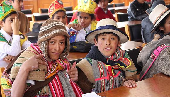La enseñanza en quechua paralizada en 263 centros poblados de Arequipa
