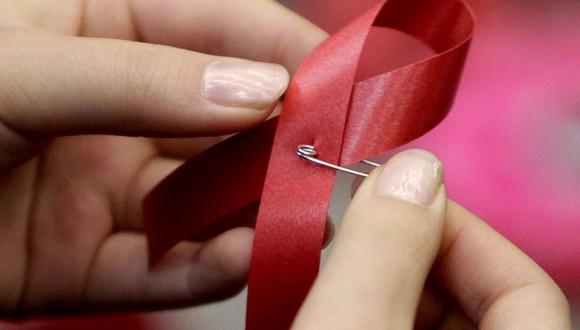 Francia venderá test inmediatos de detección del sida el año próximo