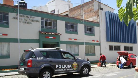 El gobernador podría quedarse en esta comisaría los 10 días de detención. (Foto: Z. Fernández)