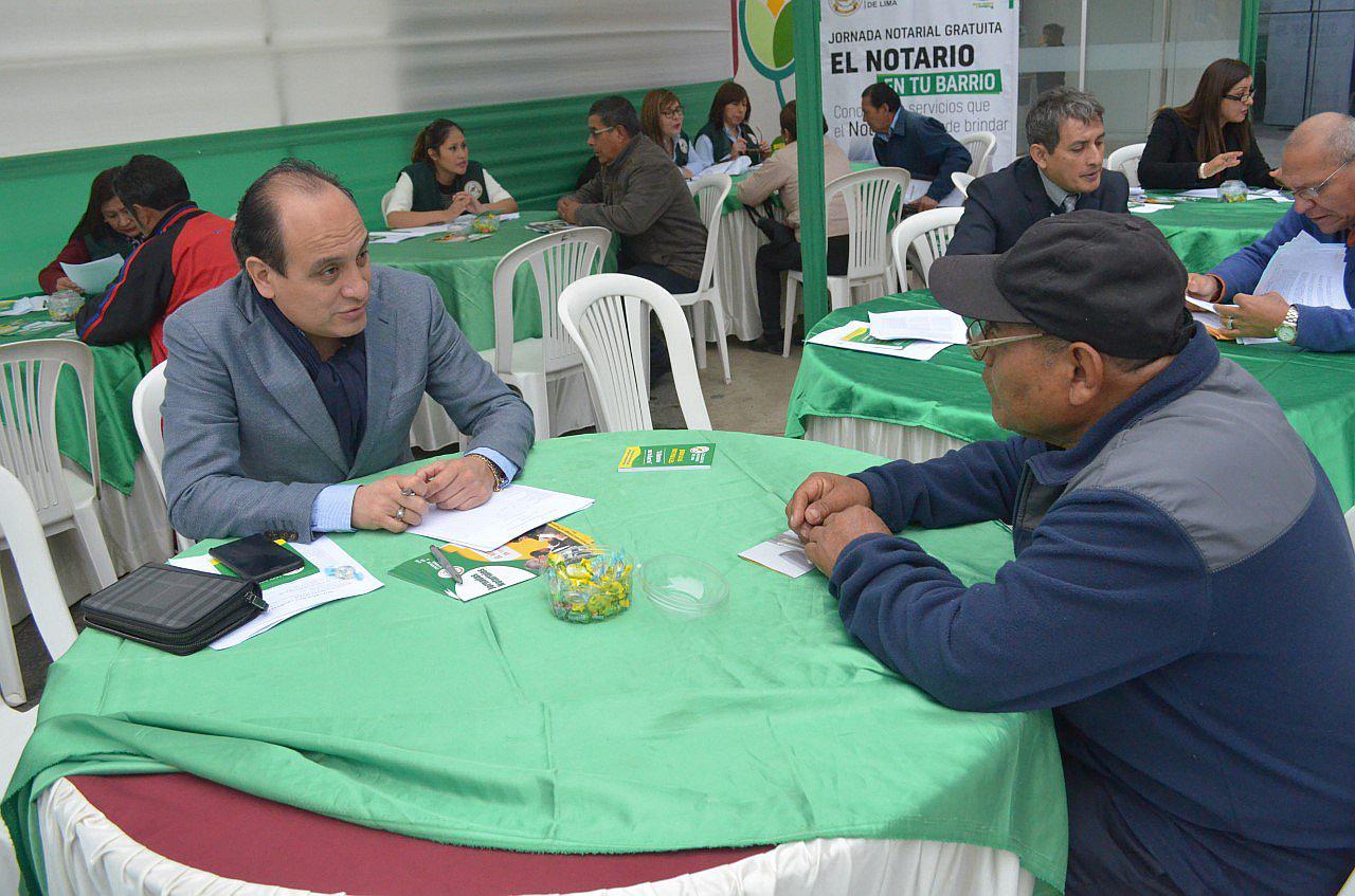 Colegio de Notarios de Lima atendió a más de 200 vecinos de Lima Norte de manera gratuita