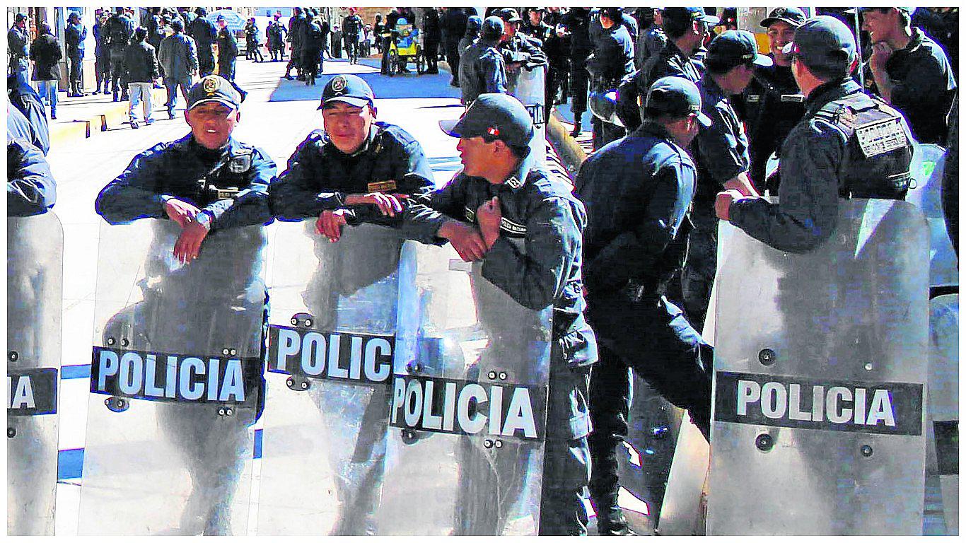 ​Tayacaja seguirá bajo control de las Fuerzas Armadas