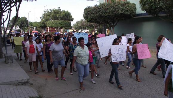Pobladores exigen justicia por muerte de estudiante 