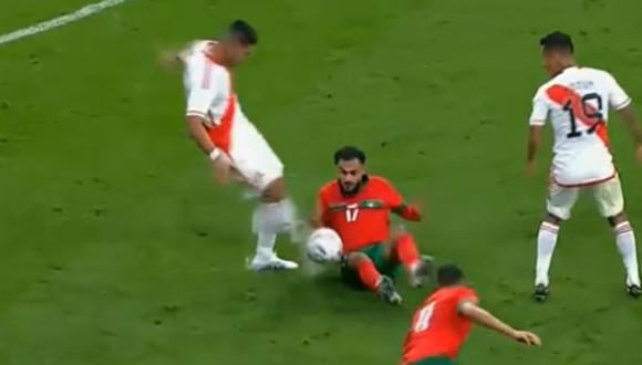 Zambrano fue expulsado en el Perú vs. Marruecos. (Foto: Twitter)