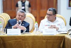 Empresarios piden la salida de Juan José Santiváñez