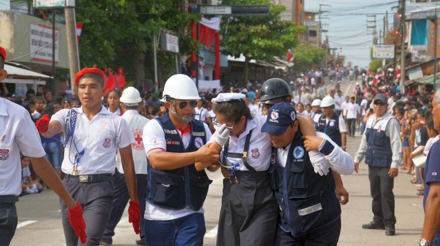 Desfile escolar en Iquitos termina en caos con 50 alumnas desmayadas. Imagen referencial (Foto: Daniel Carbajal)