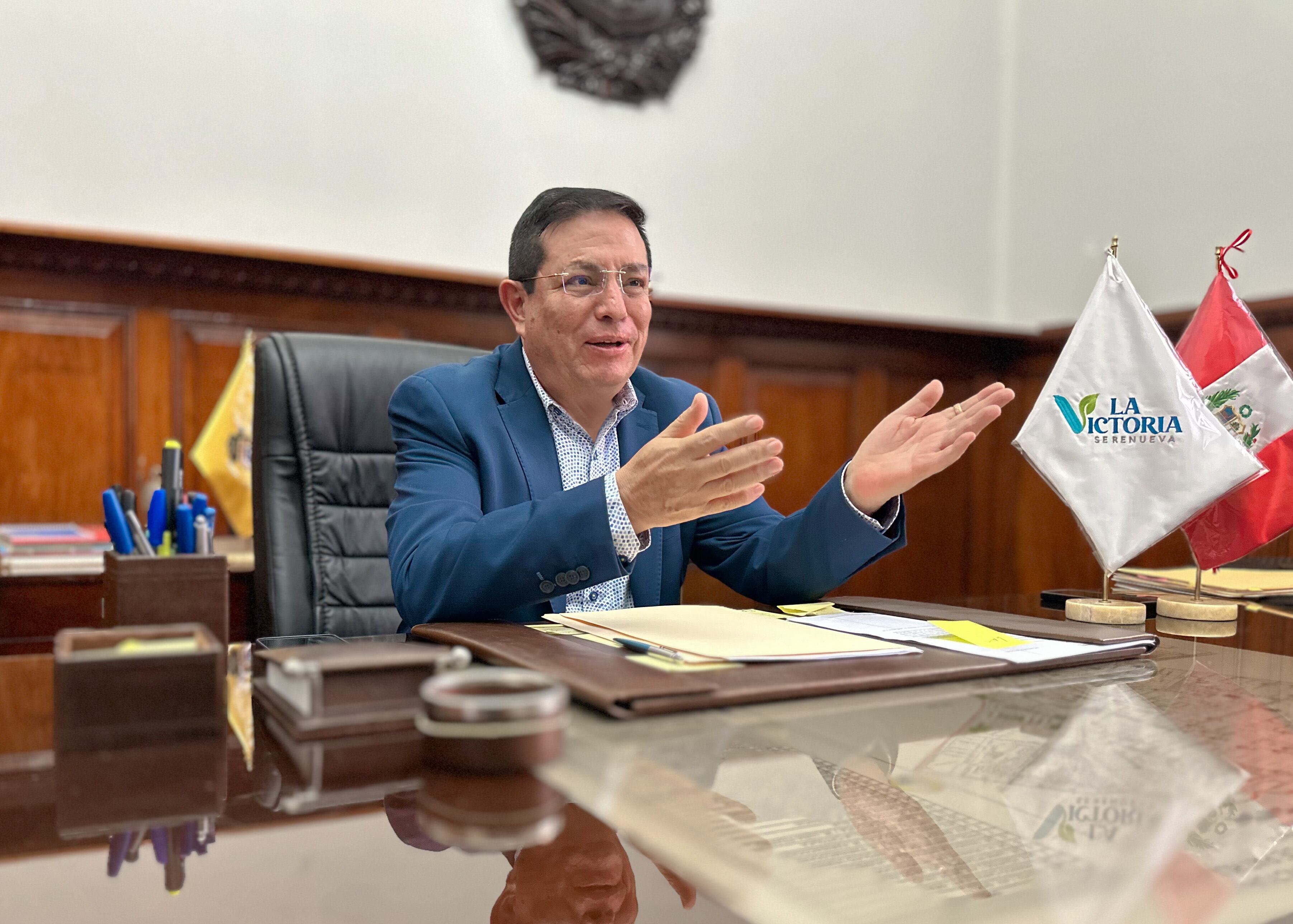 Alcalde de La Victoria, Rubén Cano, reconoce que el municipio está endeudado. (Foto: GEC)