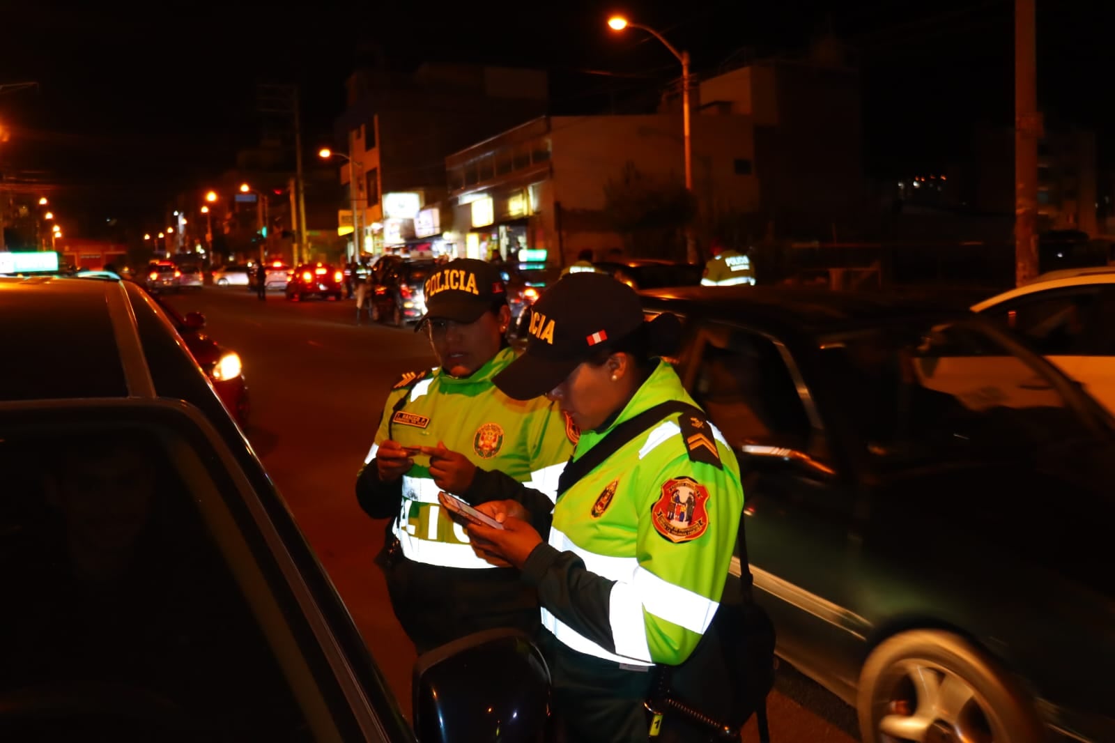 Operativo policial se llevó a cabo en zonas de alta incidencia en el distrito de Miraflores, Arequipa.