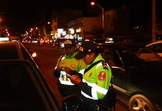 Arequipa: Cuatro detenidos y tres armas blancas incautadas deja operación policial en Miraflores