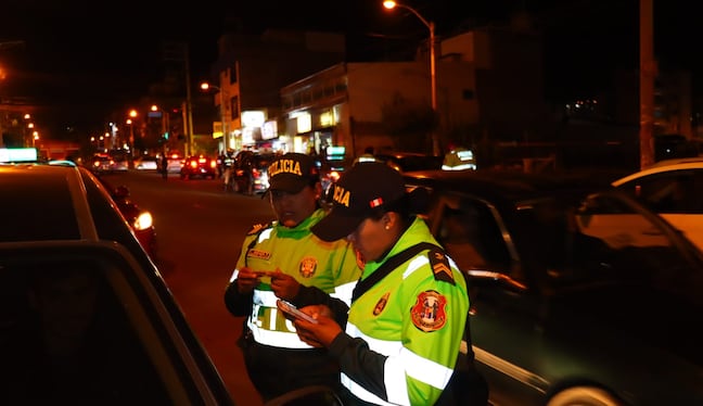 Operativo policial se llevó a cabo en zonas de alta incidencia en el distrito de Miraflores, Arequipa.